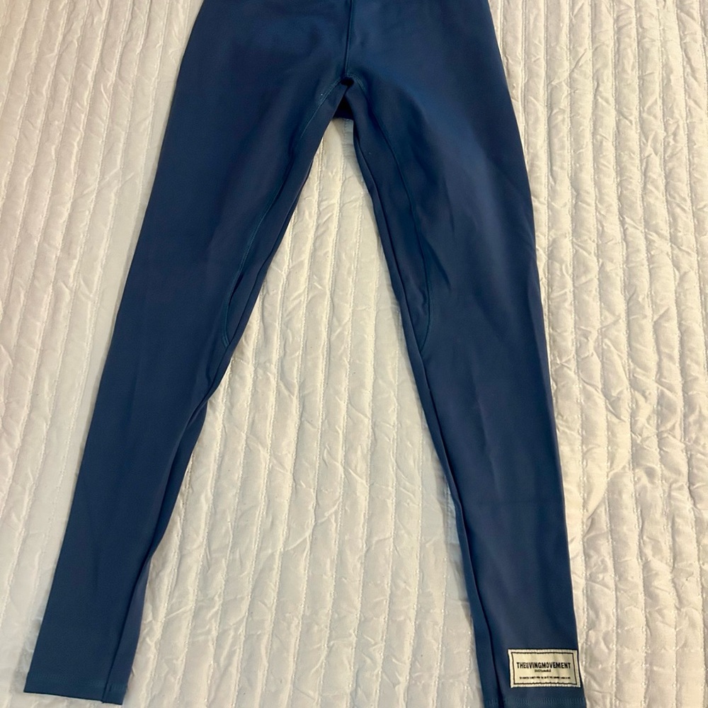 Seal Grey The Giving Movement Leggings
